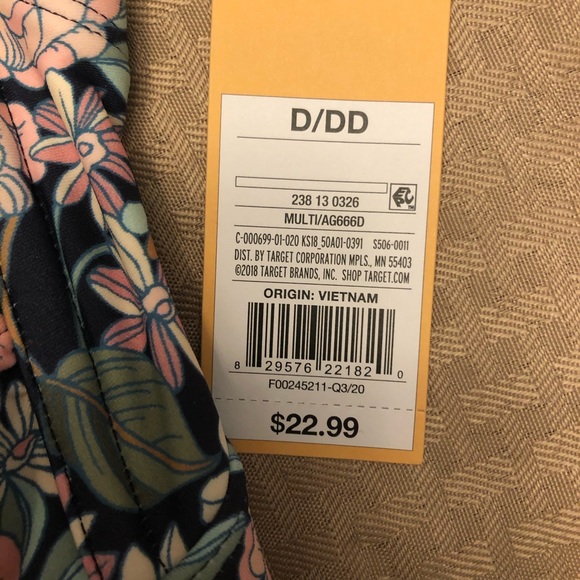 Bathing Suit top - Picture 3 of 5